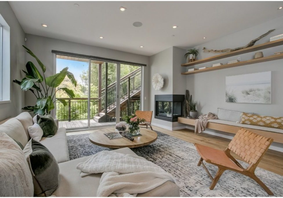 7400 149th Ln NW
Ramsey, Minnesota 55303